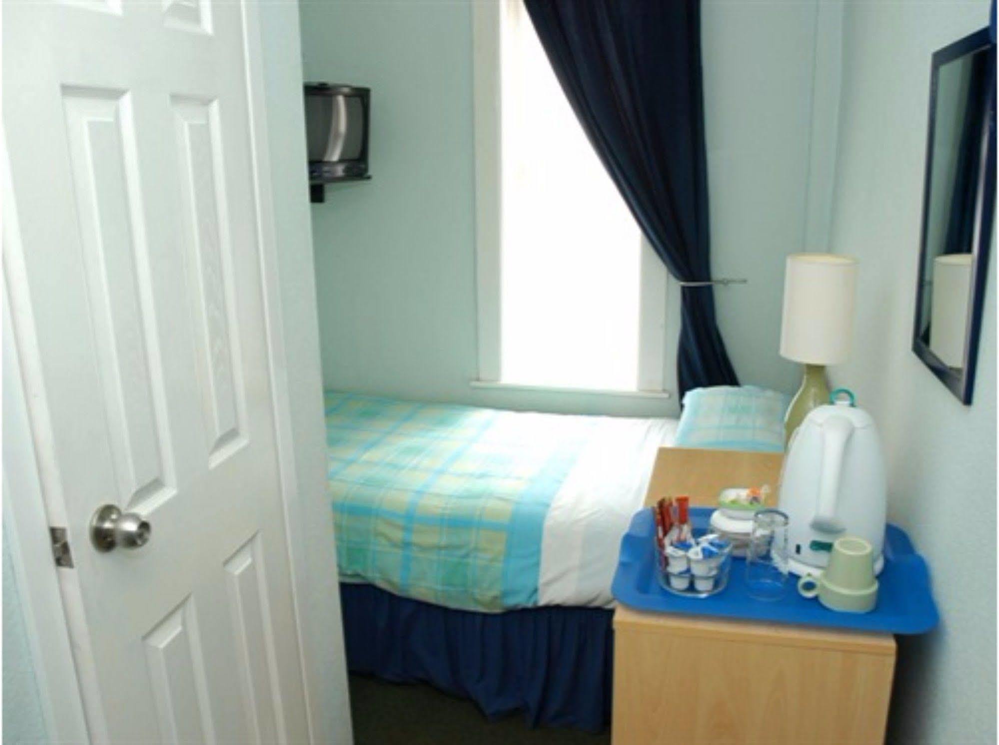 Kentmere Guest House Folkestone Exterior photo